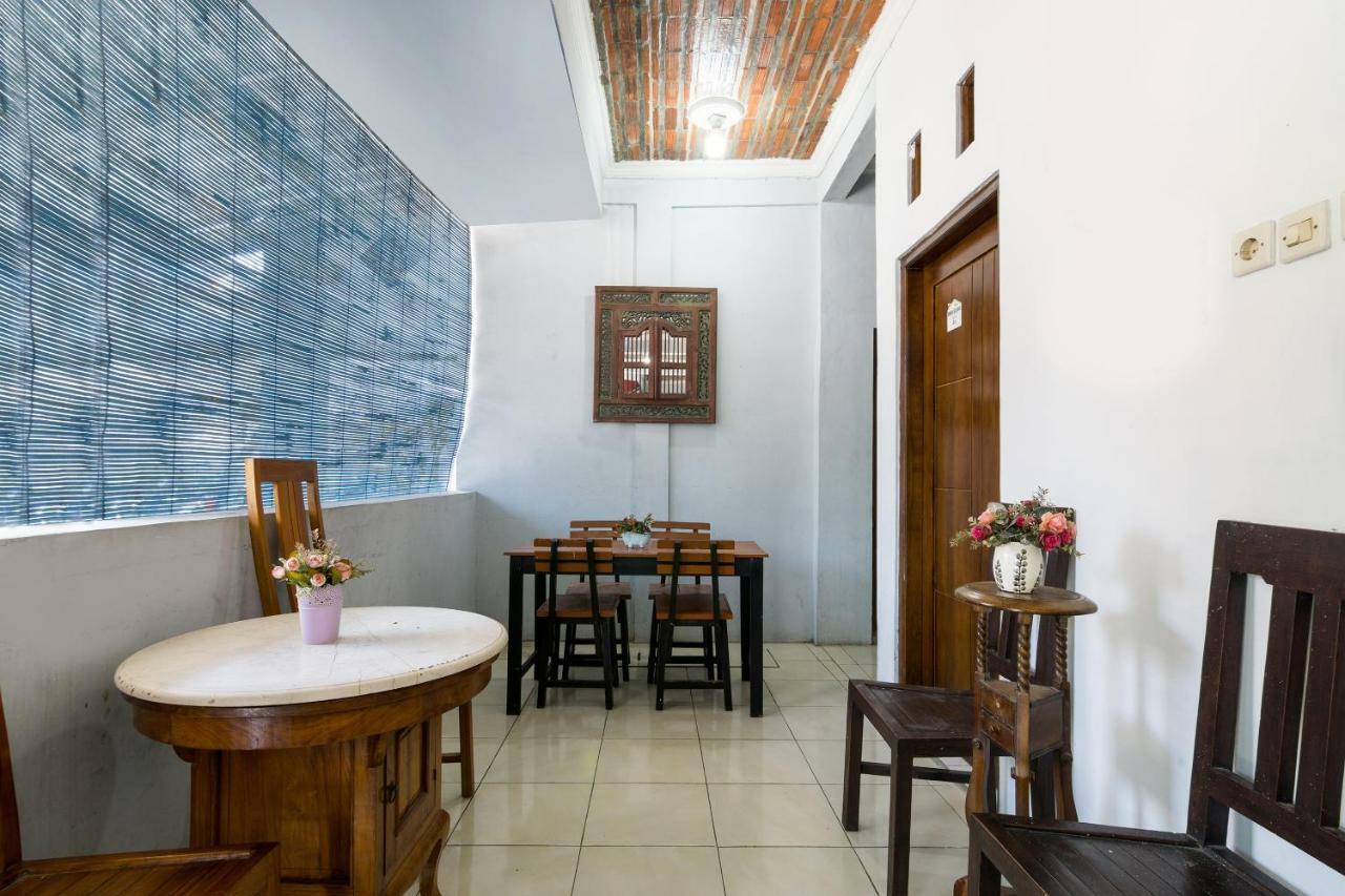 Oyo 857 Pakuncen Malioboro Syariah Hotell Yogyakarta Exteriör bild